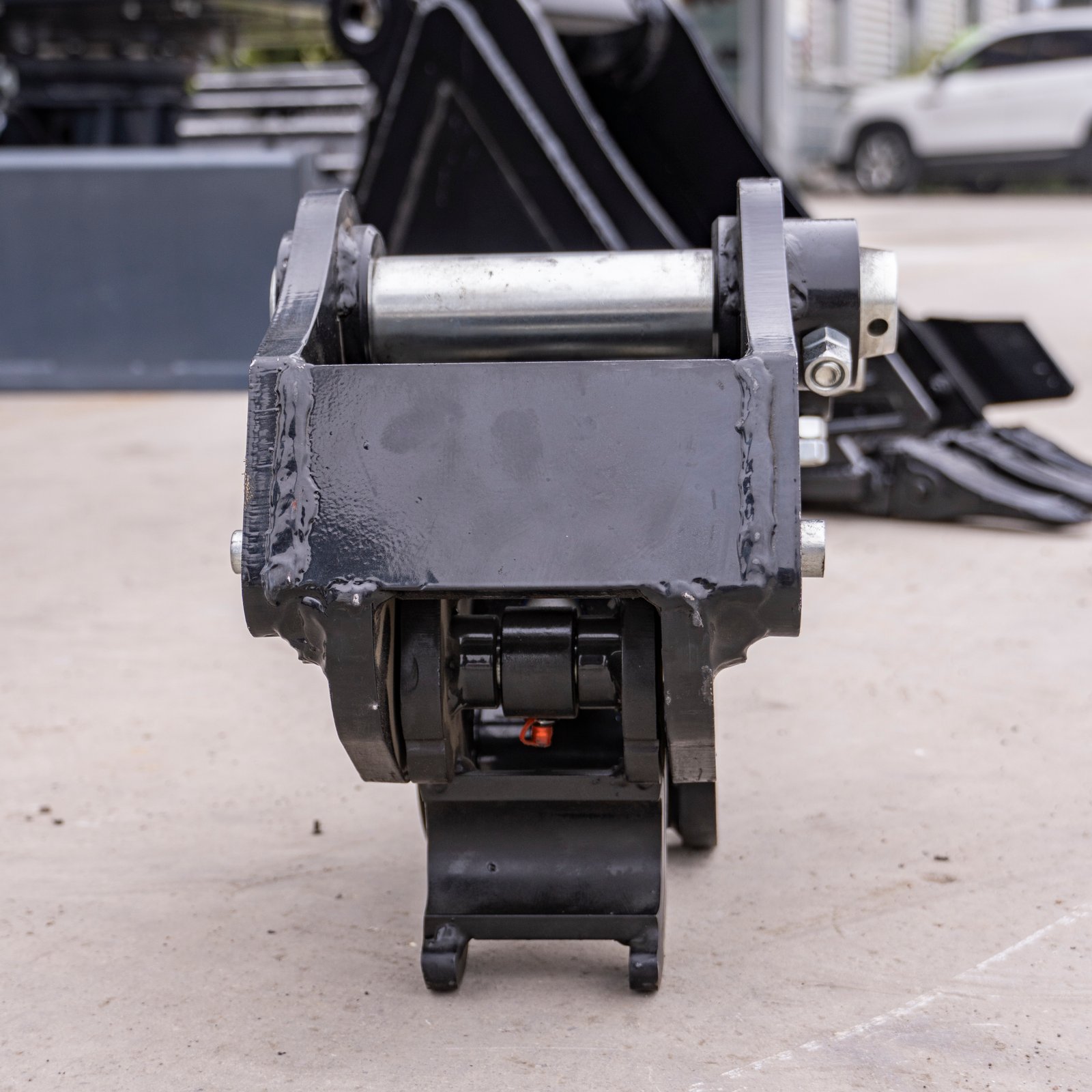 Excavator Trenching Bucket | TYPHON KUVUO 4.0 Heavy-Duty Narrow Digging Bucket – image 8