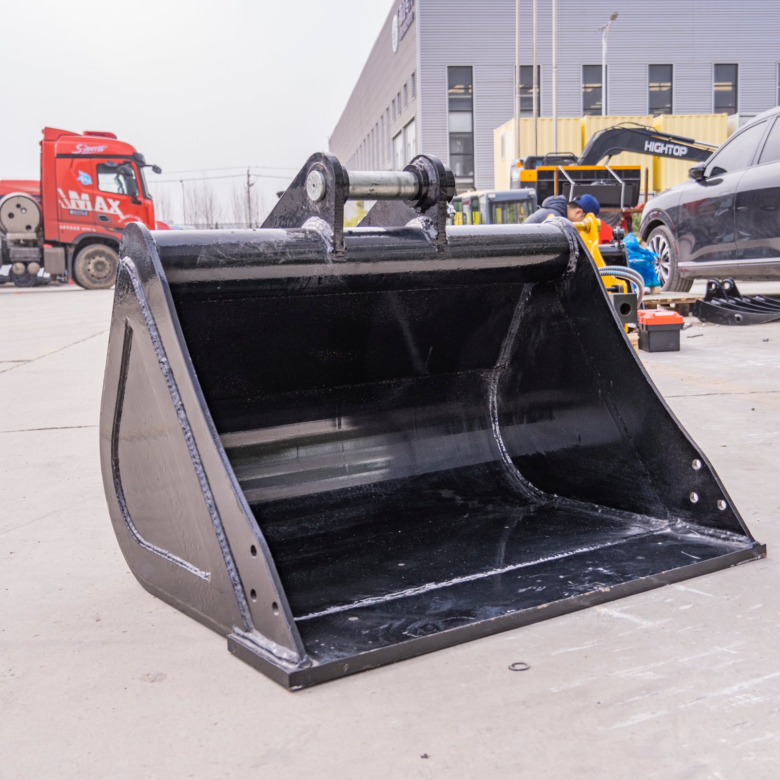 Excavator Grading Bucket | TYPHON KUVUO 4.0 Heavy-Duty Ditch Cleaning Bucket – image 4